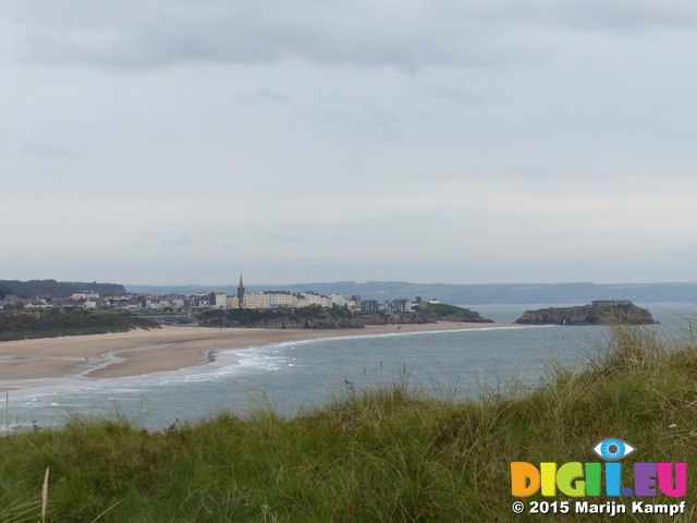 FZ021545 Tenby and St Catherine's Island